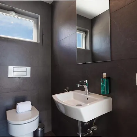 Villa Ereza Royal Deluxe Hoopoe 108